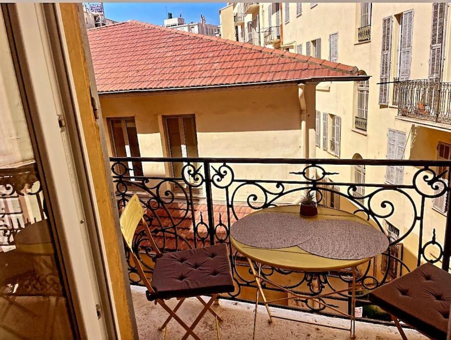 ניס Massena Street, 2 Rooms Balcony מראה חיצוני תמונה
